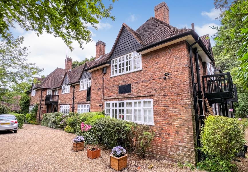 Studio for sale in Erskine Hill, London NW11, £275,000 Zoopla