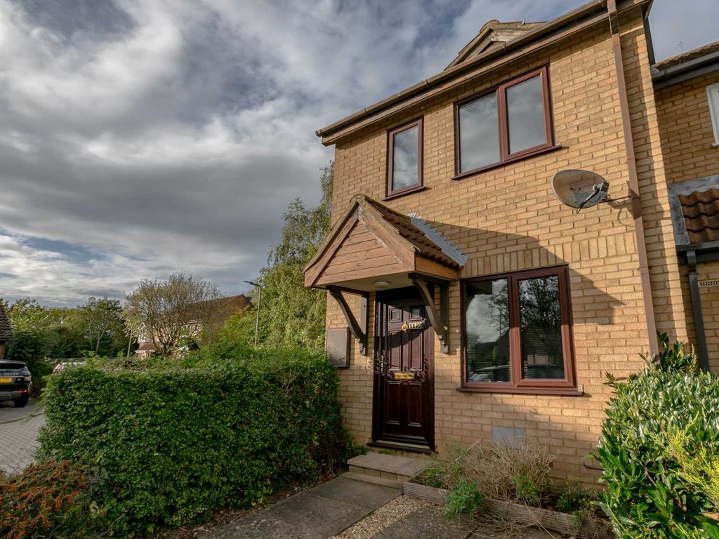 1 bed end terrace house for sale in Kinross Drive, Bletchley, Milton Keynes MK3, £200,000 Zoopla