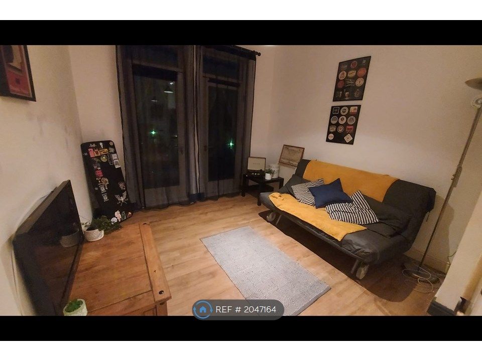 1 bed flat to rent in Park Gate, Birmingham B13, £870 pcm Zoopla