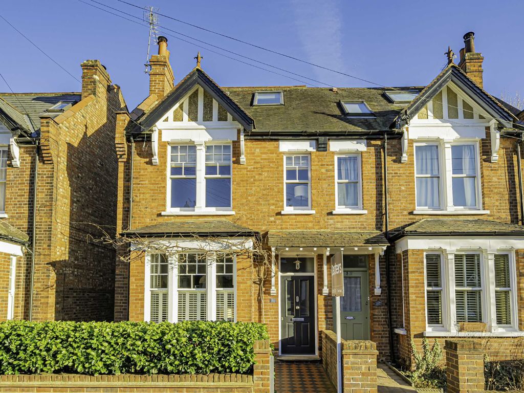 4 bed semidetached house for sale in Belgrade Road, Hampton TW12, £