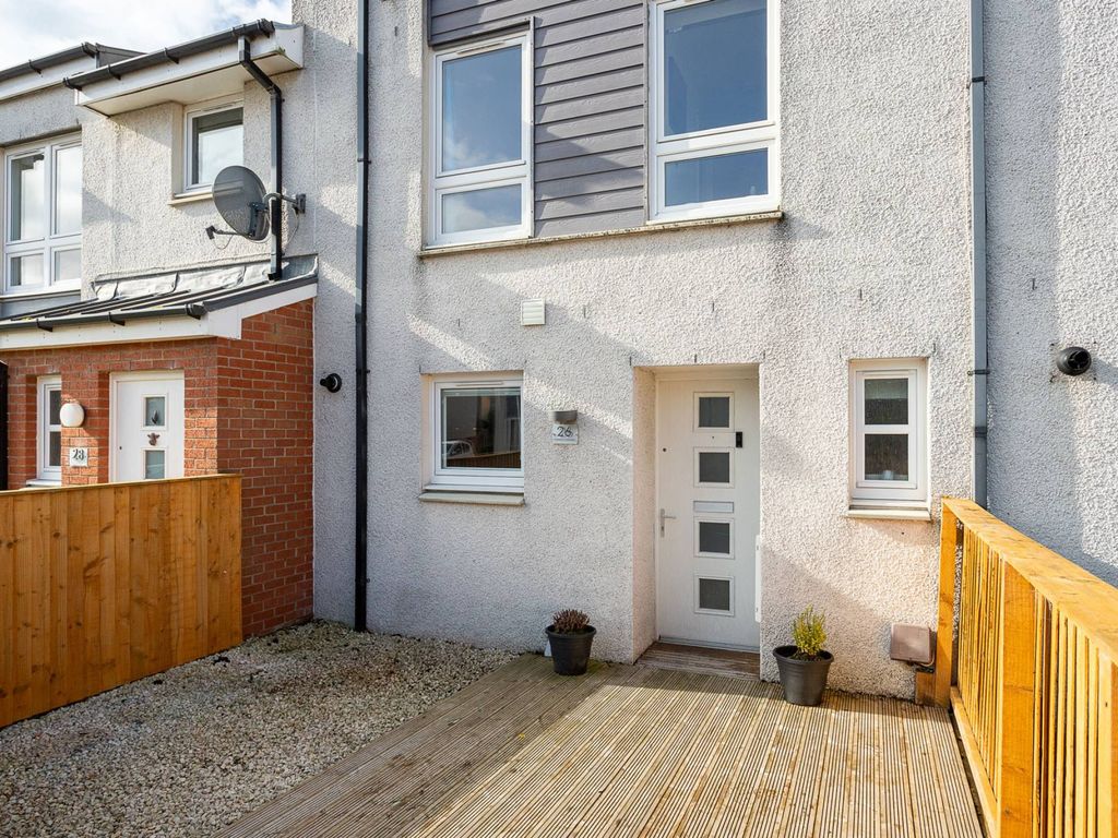 4 bed town house for sale in Norway Gardens, Dunfermline, Fife KY11, £