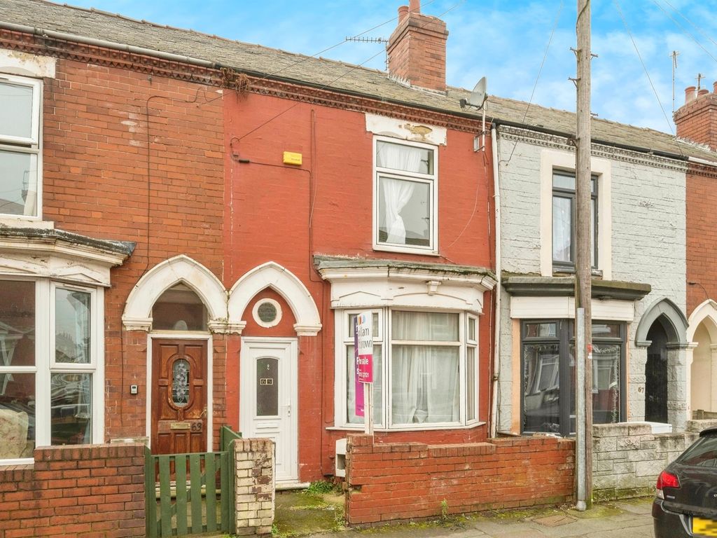 3 bed terraced house for sale in West End Avenue, Bentley, Doncaster