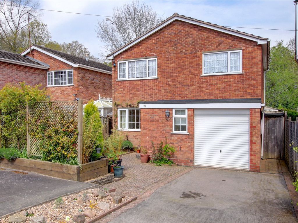4 bed detached house for sale in Margesson Drive, Barnt Green