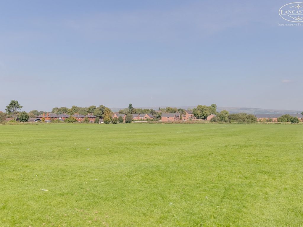 3 bed semidetached house for sale in Longfield Road, Bolton BL3, £