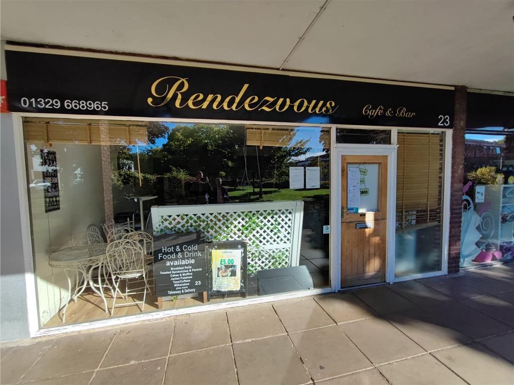 Retail premises to let in 23 Stubbington Green, Fareham, Hampshire PO14