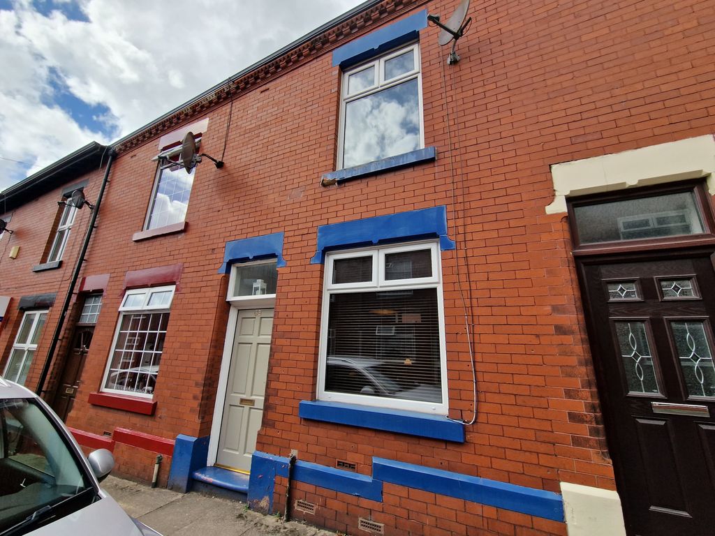 2 bed terraced house for sale in Hanover Street, Stalybridge SK15 Zoopla
