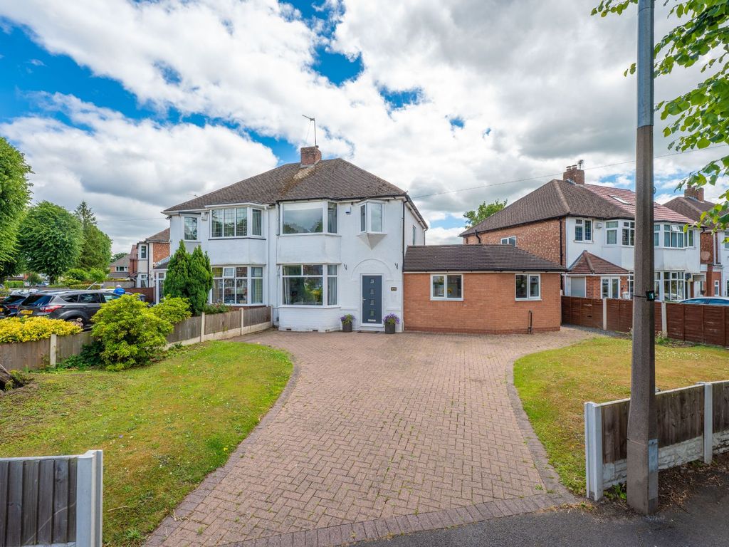 3 bed semidetached house for sale in Stroud Road, Shirley, Solihull