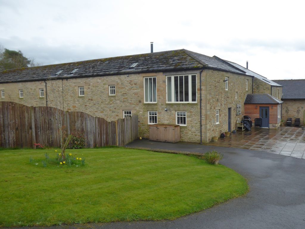 4 bed barn conversion to rent in Frankham Farm, Newbrough NE47, £1,800