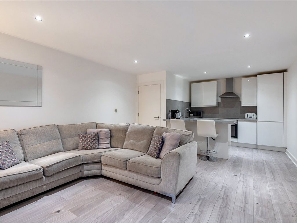 Crowngate House Hereford Road London E3