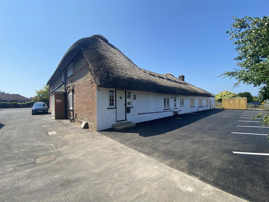 1 bed flat for sale in Ferringham Lane, Ferring, Worthing BN12, £