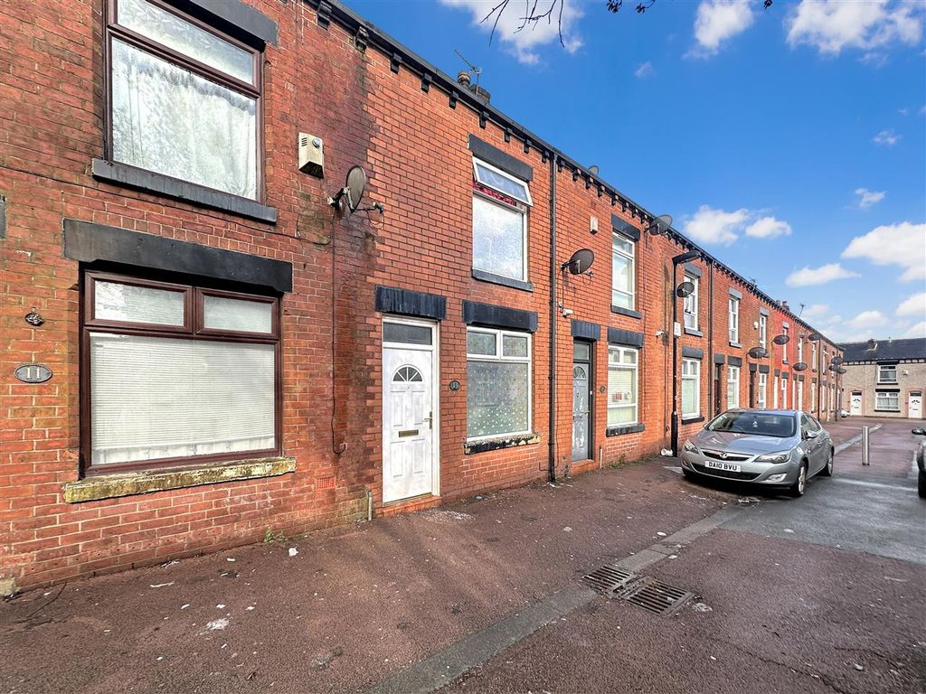 2 bed terraced house for sale in Clyde Street, Bolton BL1, £95,000 Zoopla