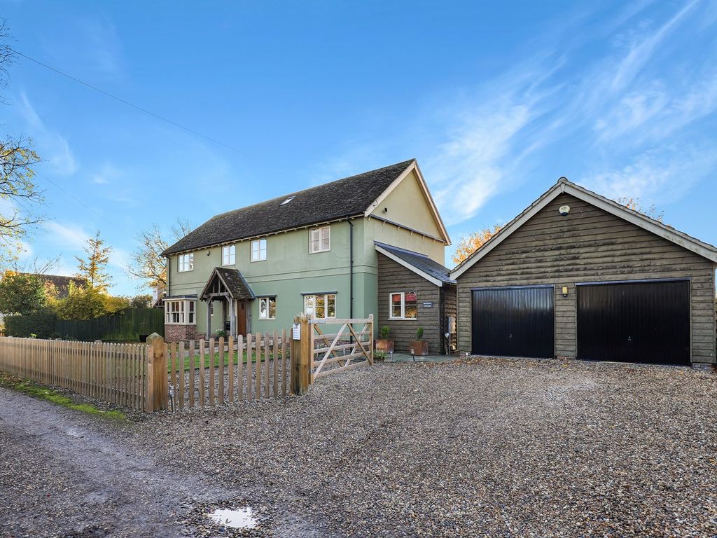 4 bed detached house for sale in Gainsford End, Toppesfield, Halstead