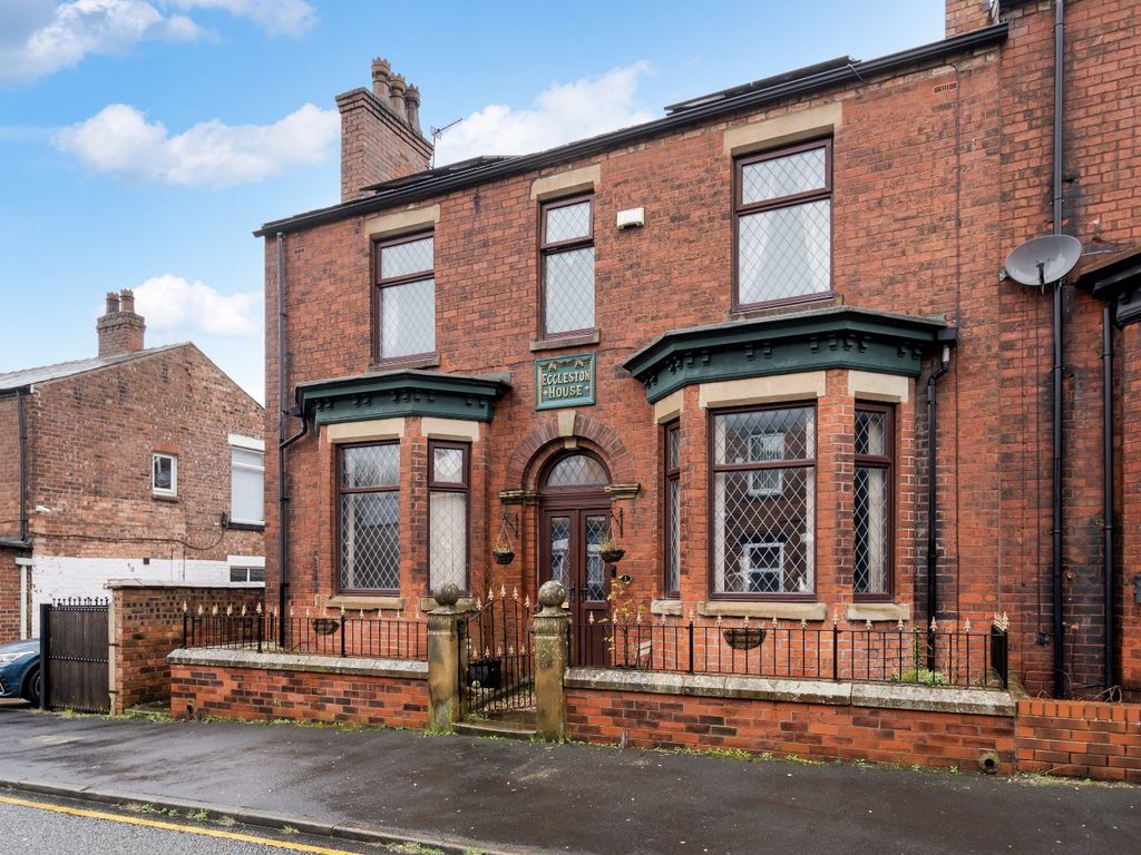 5 bed semidetached house for sale in Eccleston Street, Wigan