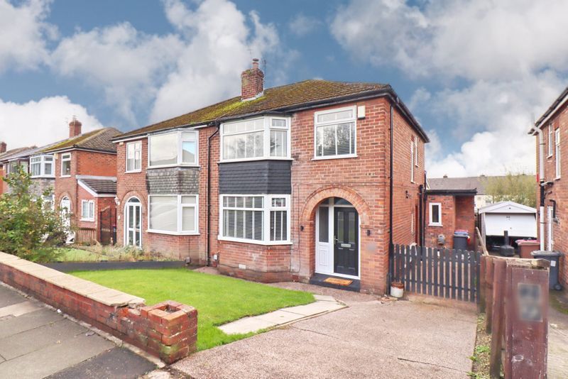 4 bed semidetached house for sale in Crosslands Road, Worsley