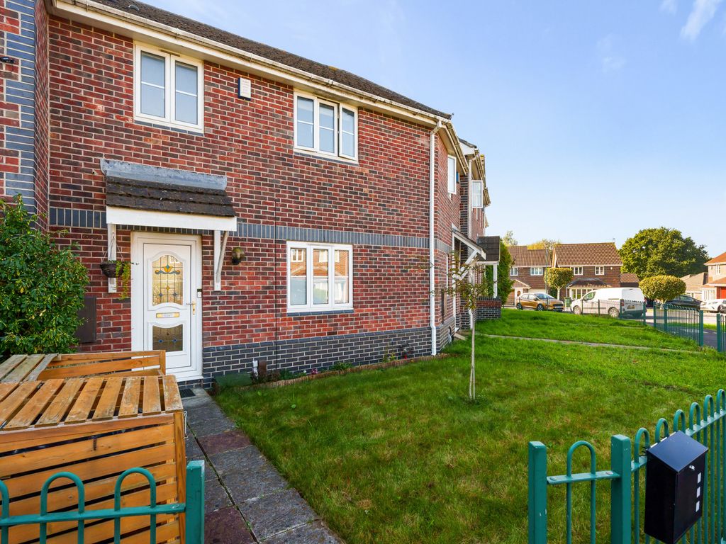 2 bed terraced house for sale in Adderly Gate, Emersons Green, Bristol, South Gloucestershire