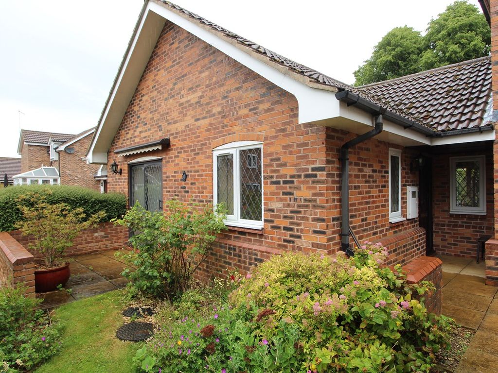 2 bed semidetached bungalow for sale in The Hawthorns, Lutterworth LE17 Zoopla