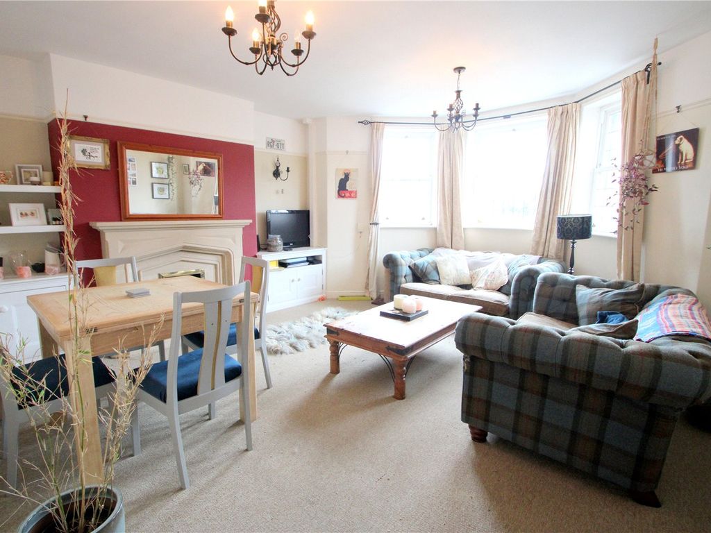 1 bed flat to rent in Cleeve Court, Wells Road, Bristol BS4, £1,100 pcm