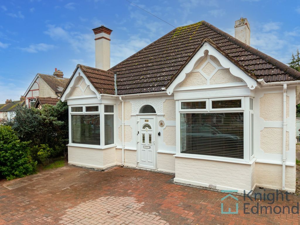 2 bed detached bungalow for sale in Holmside, Gillingham ME7, £325,000