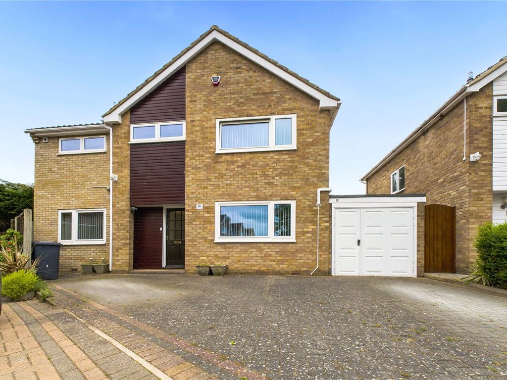 4 bed detached house for sale in Longsands Road, St. Neots