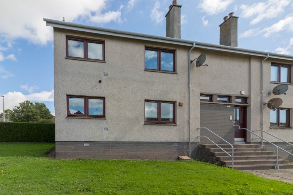 1 bed flat to rent in Grange Path, Arbroath, Angus DD11, £450 pcm Zoopla