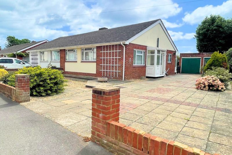 3 bed bungalow for sale in Middlecroft Lane, Gosport PO12 Zoopla