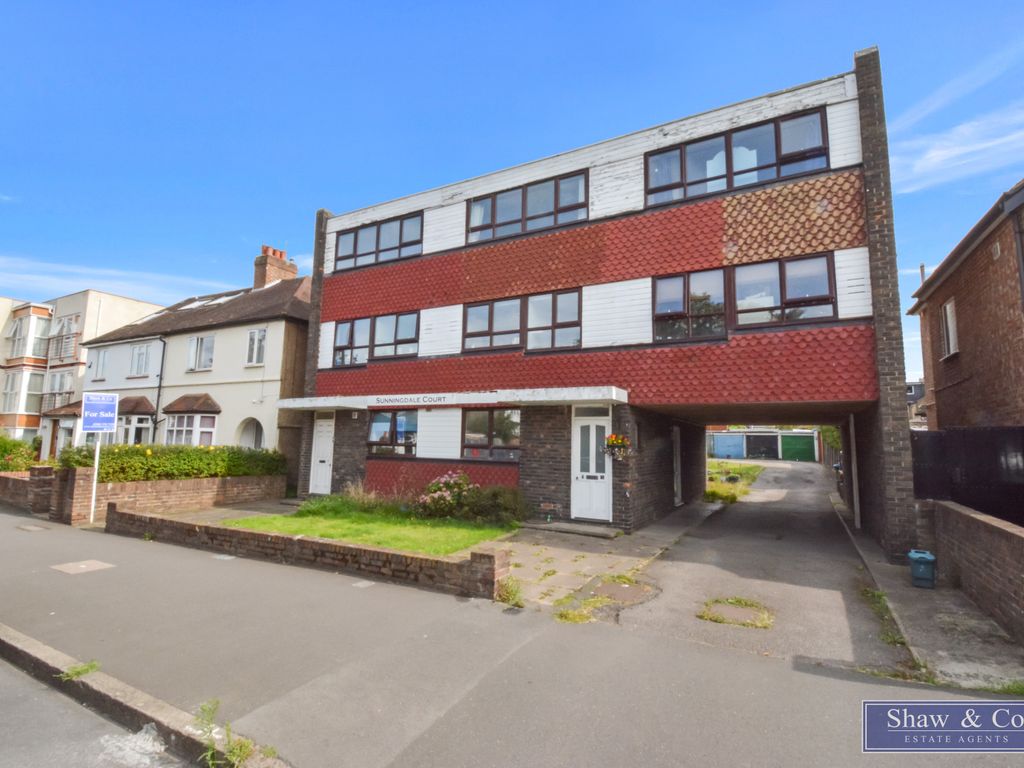 1 bed for sale in Whitton Dene, Whitton, Hounslow TW3, £