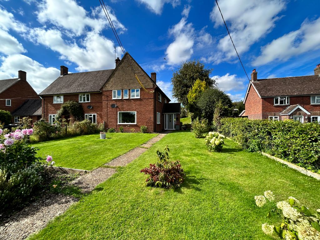 3 bed semidetached house for sale in Rise, Axford, Marlborough