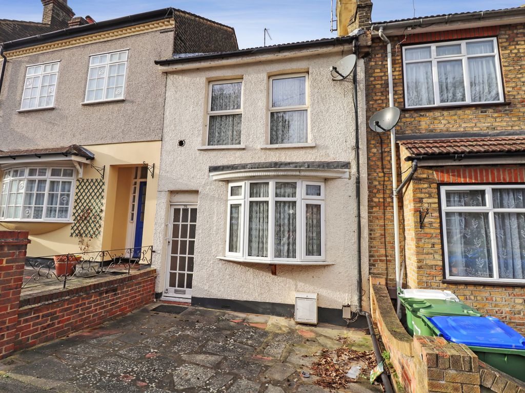 3 bed terraced house for sale in Kentish Road, Belvedere DA17, £325,000