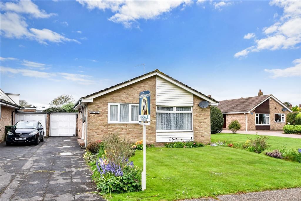 2 bed detached bungalow for sale in Ajax Place, Bognor Regis, West