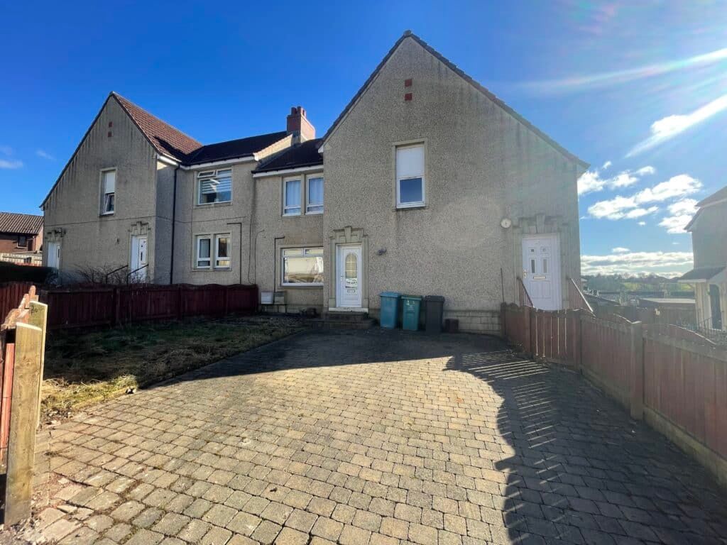 2 bed flat for sale in Glenview Street, Glenmavis, Airdrie ML6, £69,999