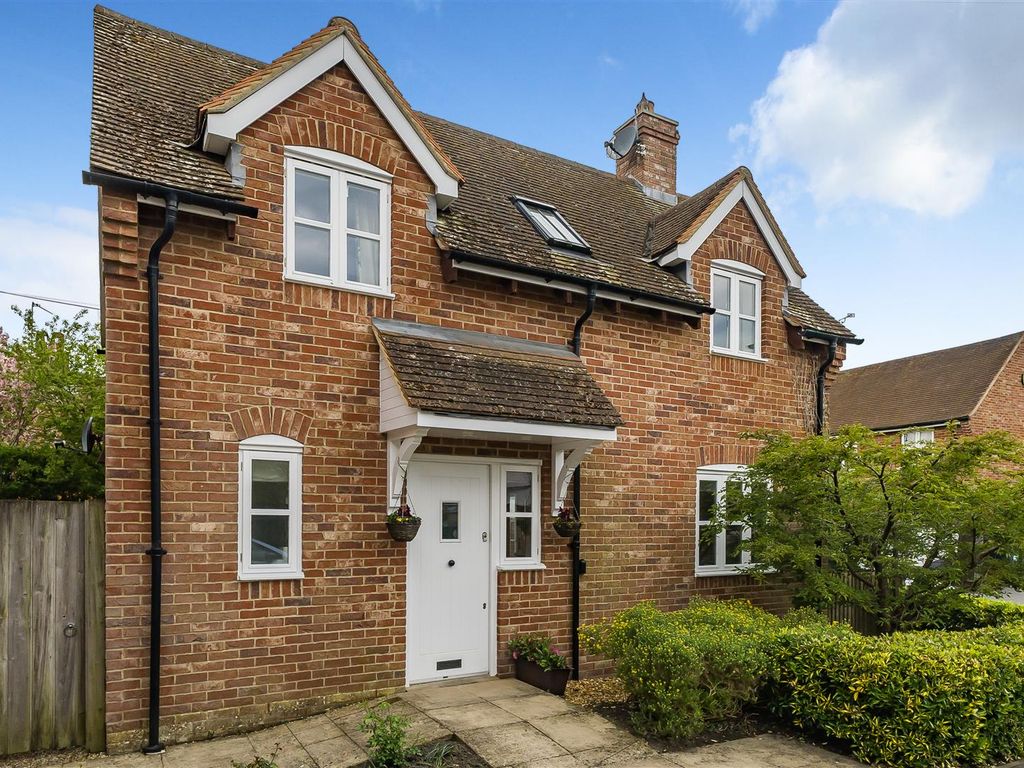 2 bed detached house for sale in Church Street, Market Lavington