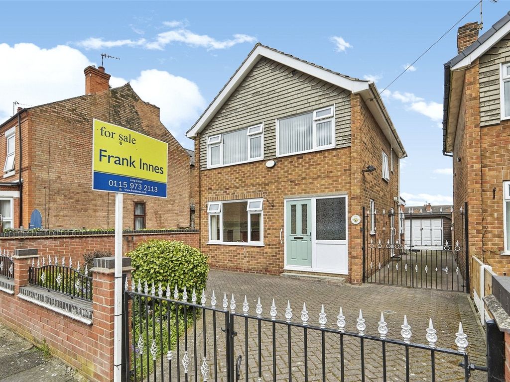 3 bed detached house for sale in Wellington Street, Long Eaton