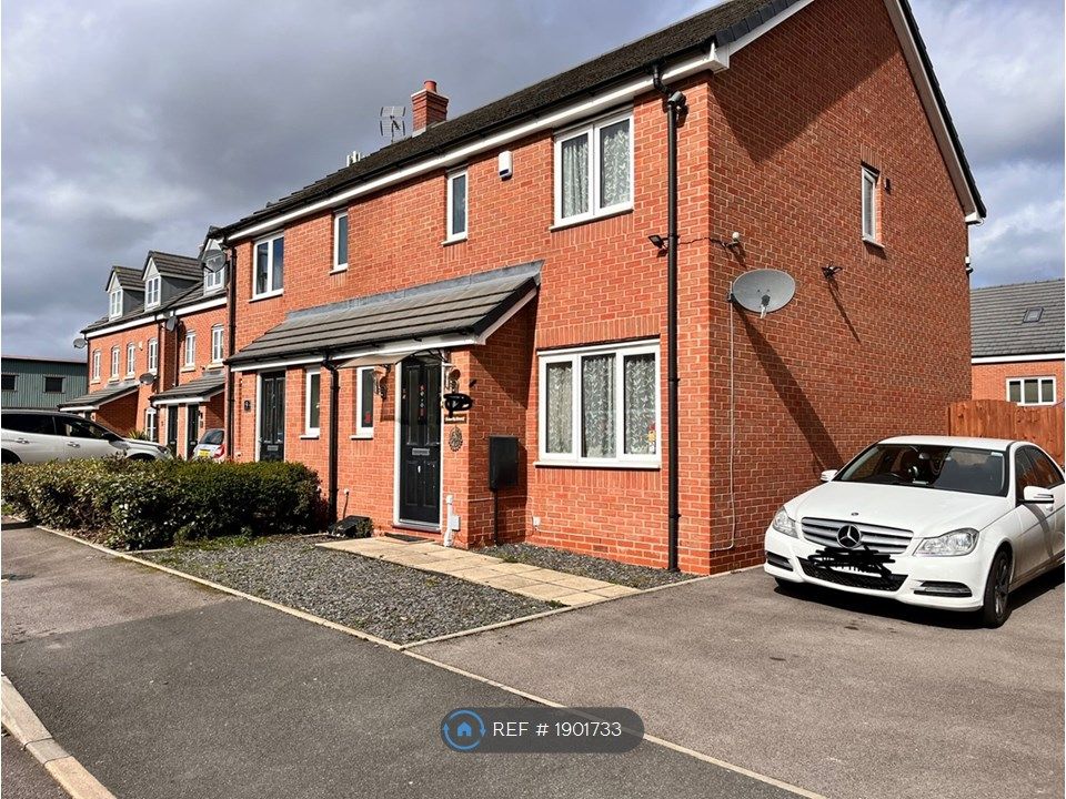 3 bed semidetached house to rent in Mitchinson Walk, Coventry CV6, £1,350 pcm Zoopla