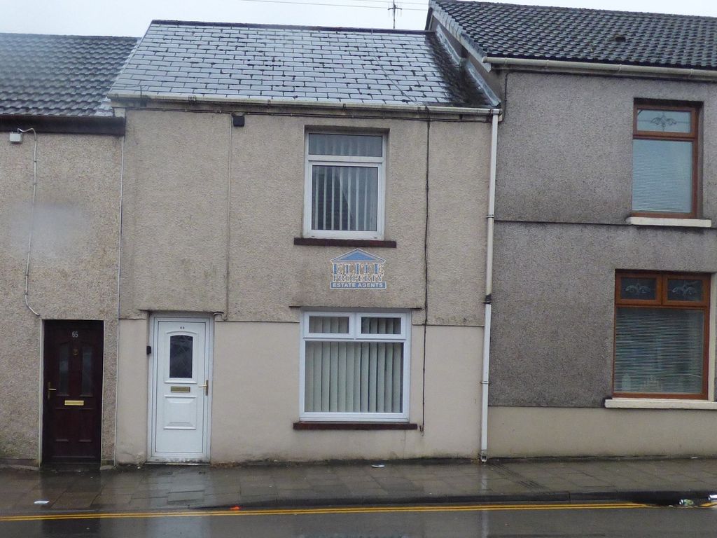 2 bed terraced house to rent in Castle Street, Maesteg, Bridgend. CF34