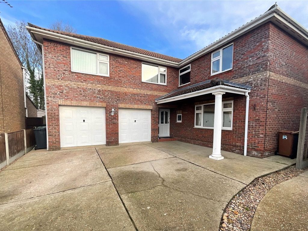 5 bed detached house for sale in Troon Close, Washingborough, Lincoln