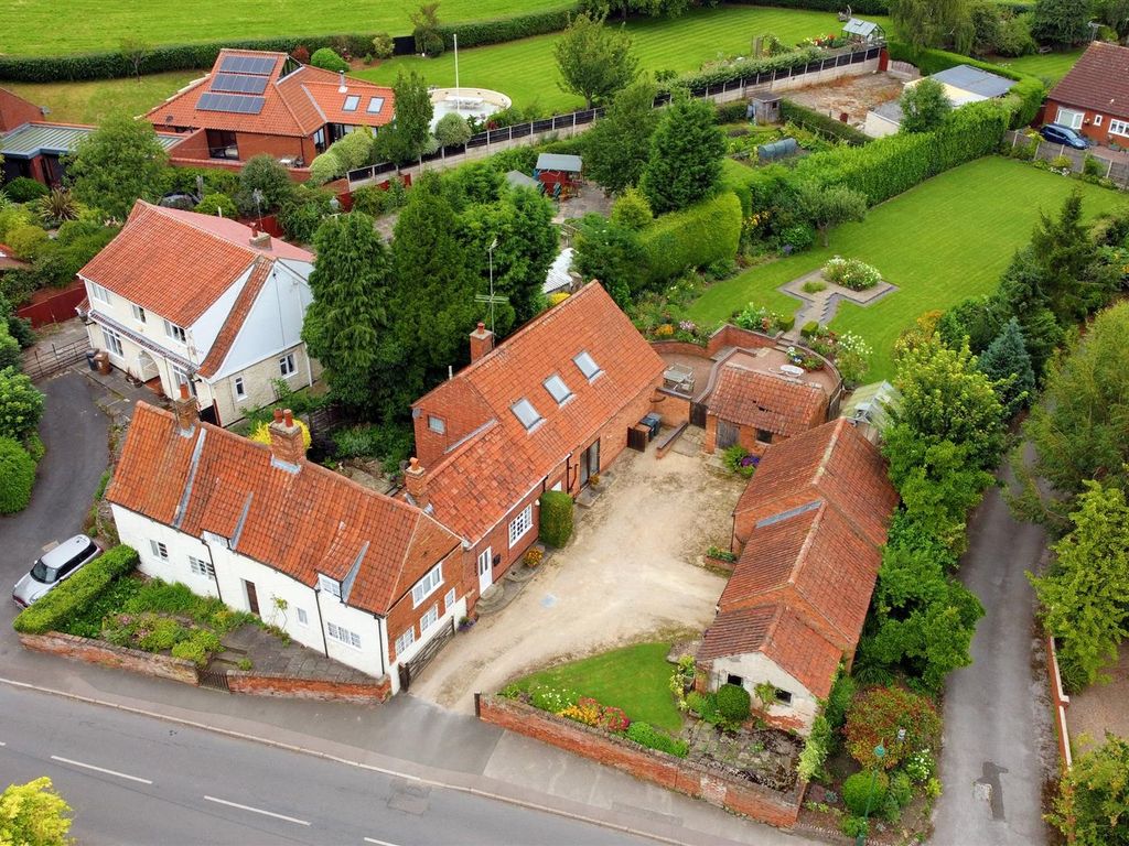 5 bed detached house for sale in Church Street, Lambley, Nottingham NG4