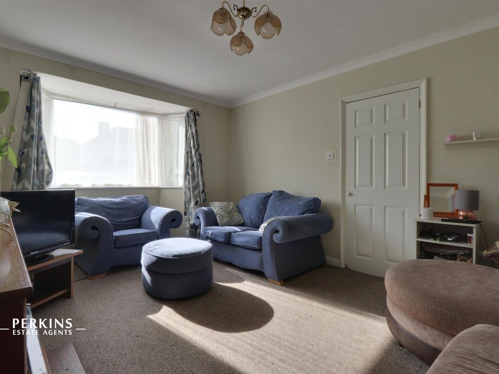 3 bed semidetached house for sale in Russell Road, Northolt UB5 Zoopla