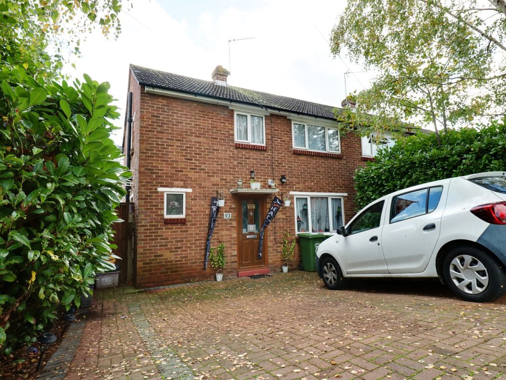 3 bed semidetached house for sale in Maylands Drive, Sidcup, Kent DA14