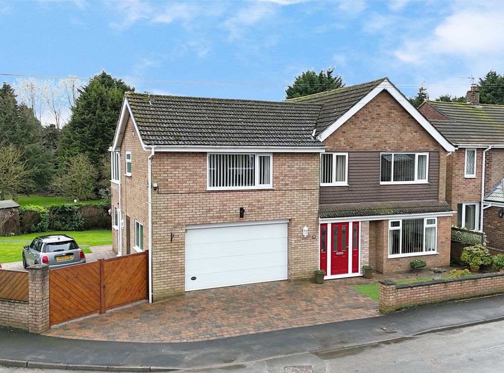 4 bed detached house for sale in Knightsbridge Road, Messingham