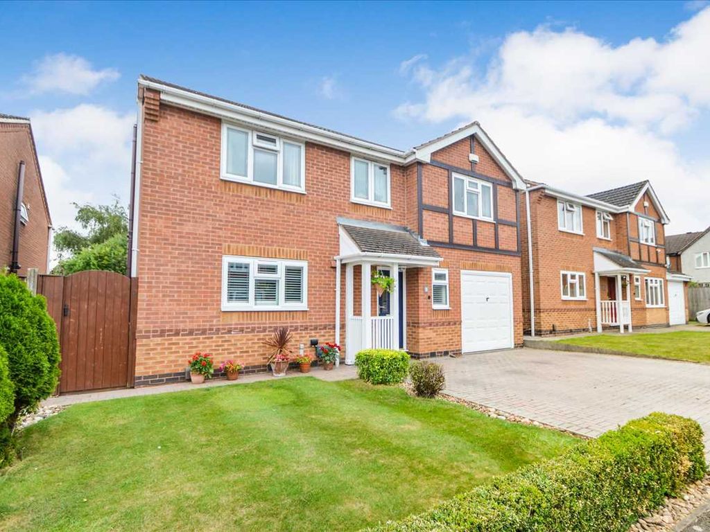 6 bed detached house for sale in Hillingdon Avenue, Nuthall, Nottingham