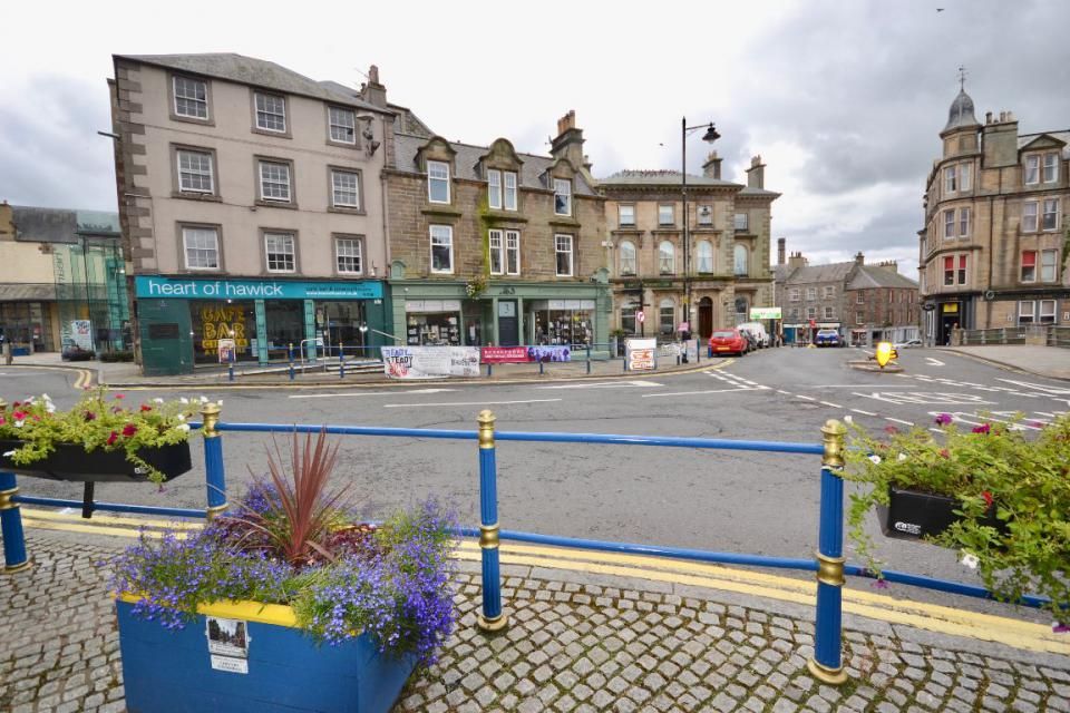 1 bed flat for sale in 2B, Towerknowe Hawick TD9, £39,995 Zoopla