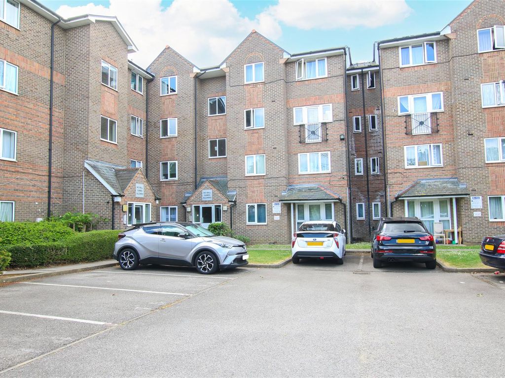 1 bed flat for sale in Cross Keys Close, London N9 Zoopla