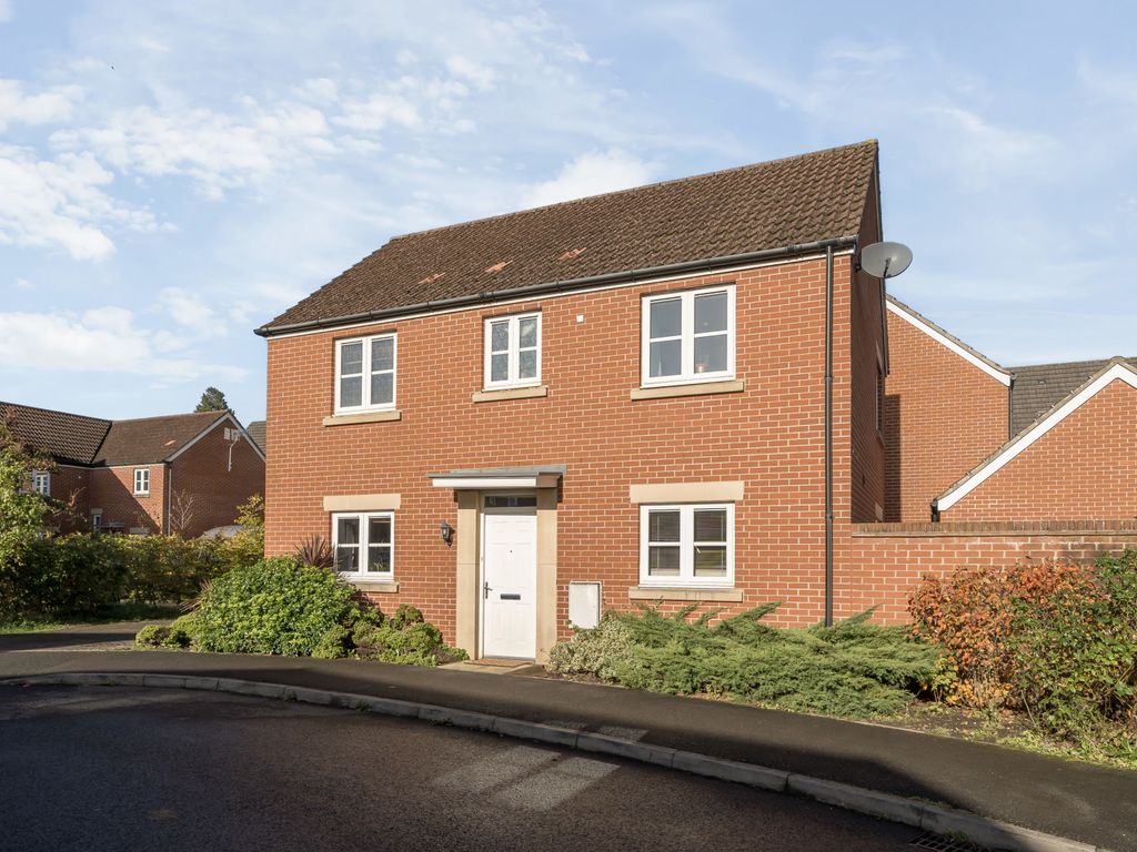 3 bed detached house for sale in Blackcurrant Drive, Long Ashton