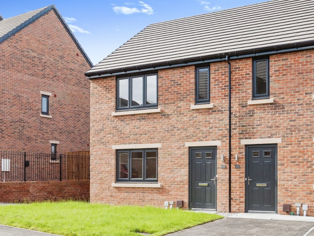 New home, 3 bed semidetached house for sale in Maple Garth, Soothill, Batley WF17, £100,000