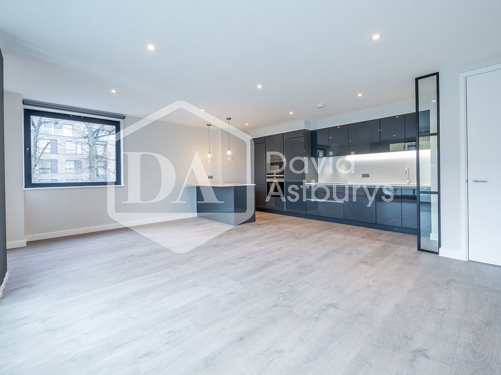 3 bed flat to rent in Rochester Mews, Camden Town, London NW1 Zoopla