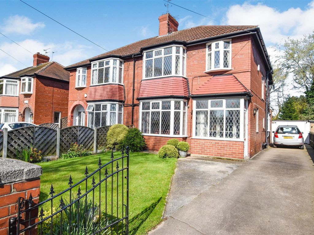 3 bed semidetached house for sale in Wolfreton Lane, Willerby, Hull