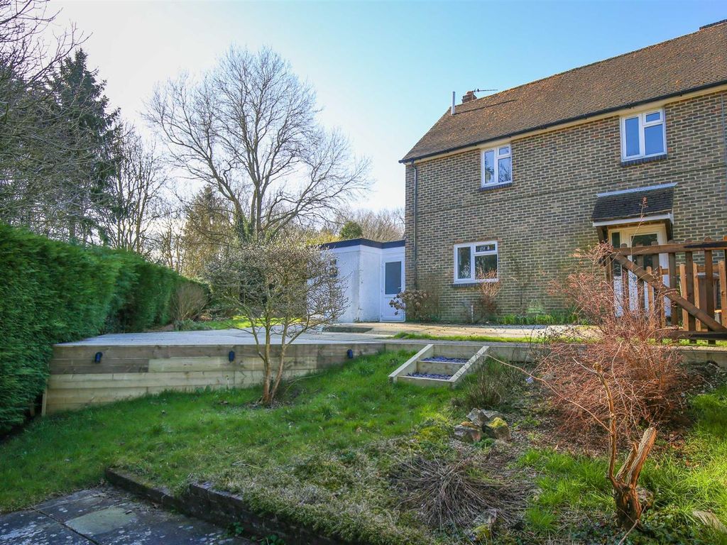 3 bed semidetached house for sale in Tumblefield Road, Stansted