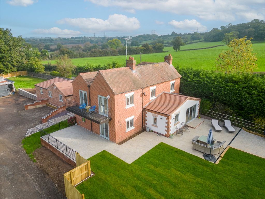 4 bed detached house for sale in Hall View, Salt Way, Astwood Bank B96