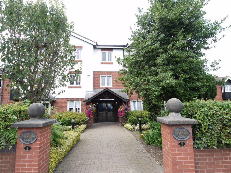 Avenue Road, London N14  