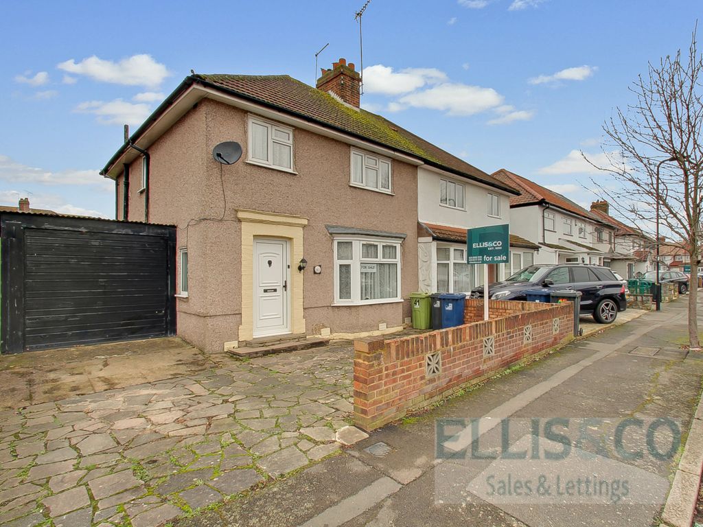 3 bed semidetached house for sale in Betham Road, Greenford UB6, £